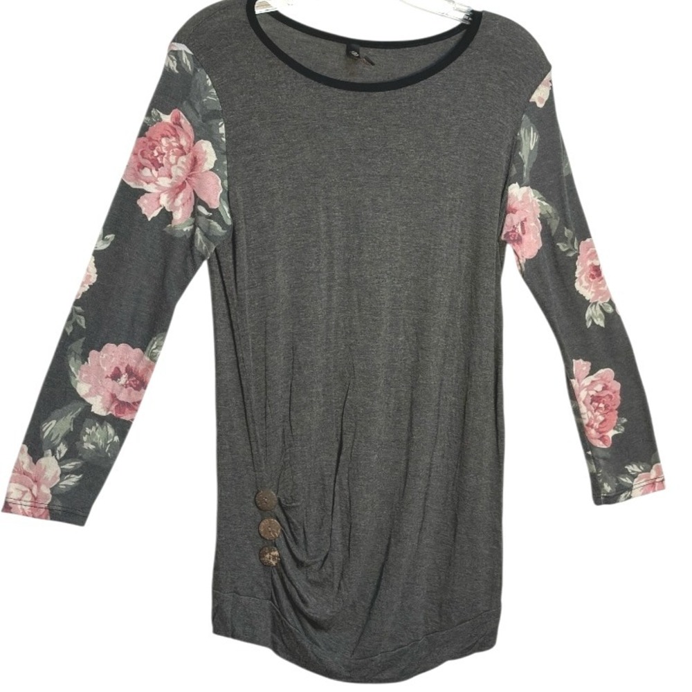 CASALEE Soft Knit Top Pink Floral Dolman Sleeve Button Detail Gray Made in USA M
